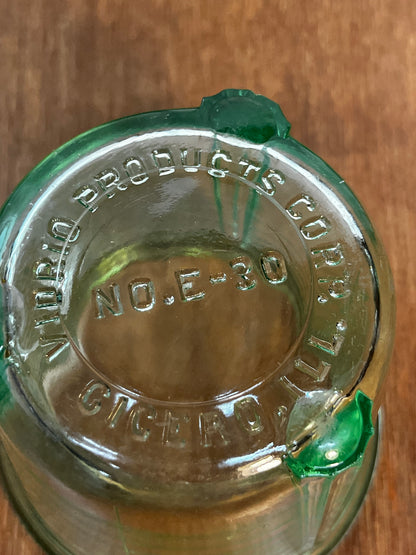 Vintage Uranium Glass Vidrio Products Corp 2 Cup Measuring Cup