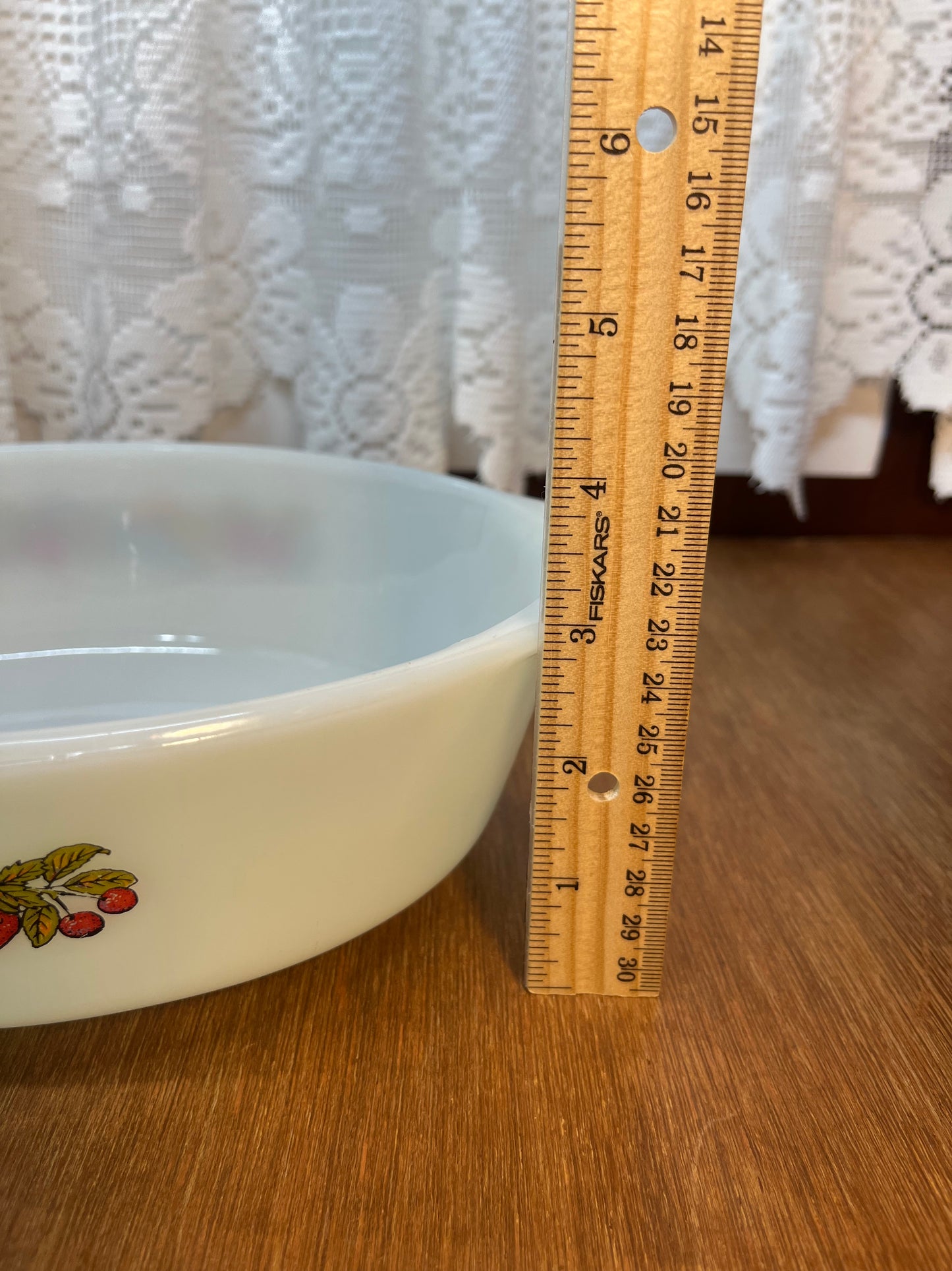 Vintage Milk Glass Fruit Harvest Anchor Hocking 1.5 QT Dish