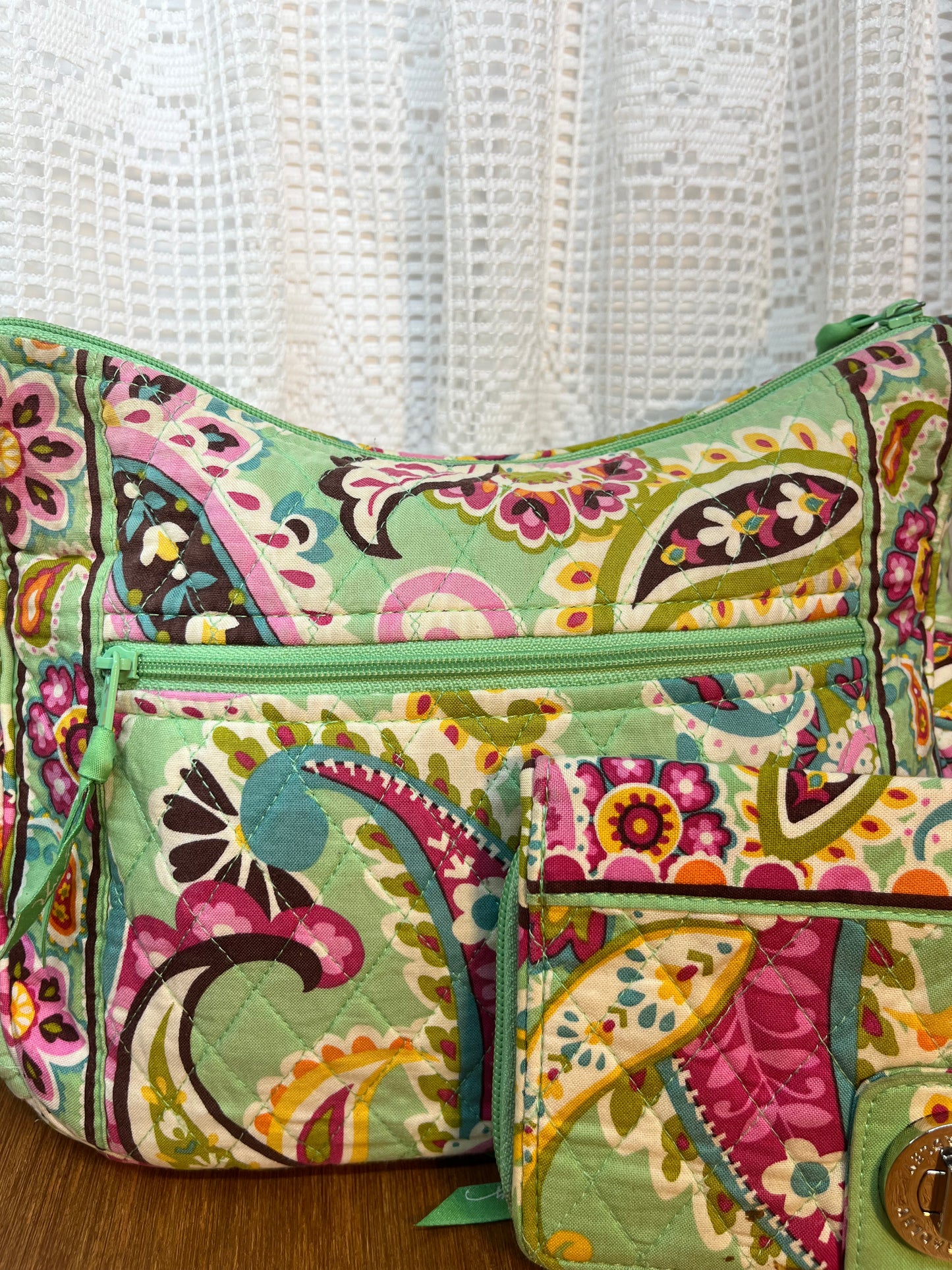 Light Green Quilted Floral Pattern Purse & Wallet