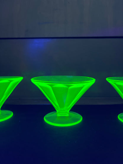 Vintage Uranium Federal Glass Dessert Cups