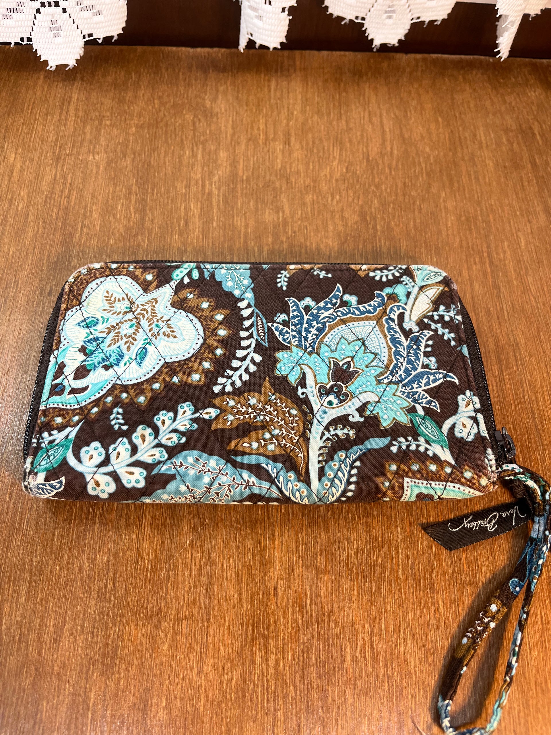 Java Blue Pattern Vera Bradley Wallet Wristlet – Traveling