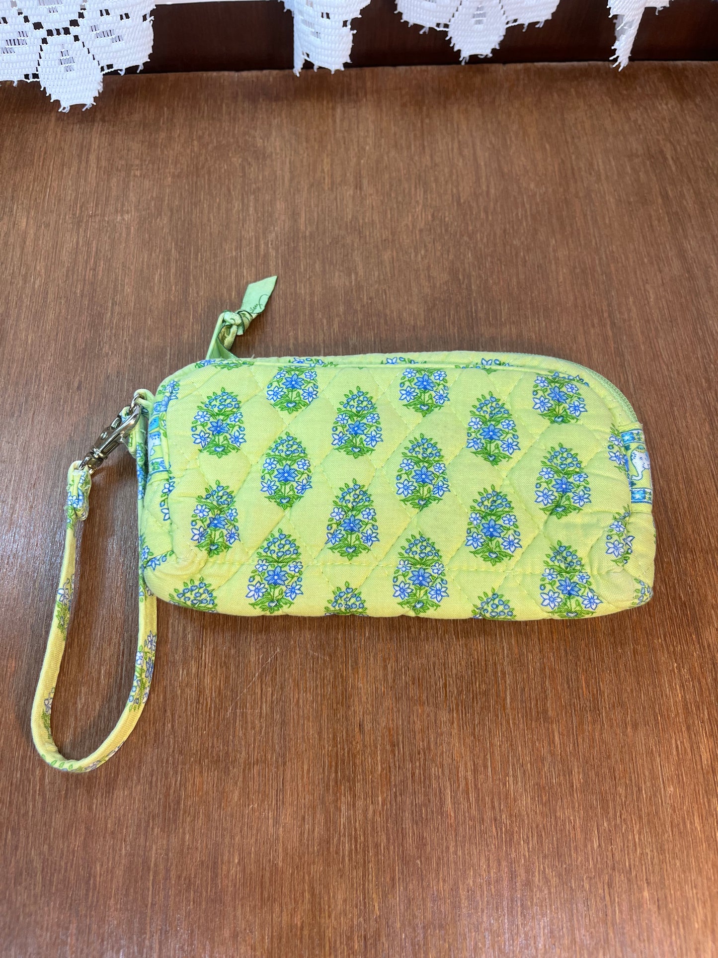 Citrus Lime Green Zip Up Vera Bradley Wallet Wristlet