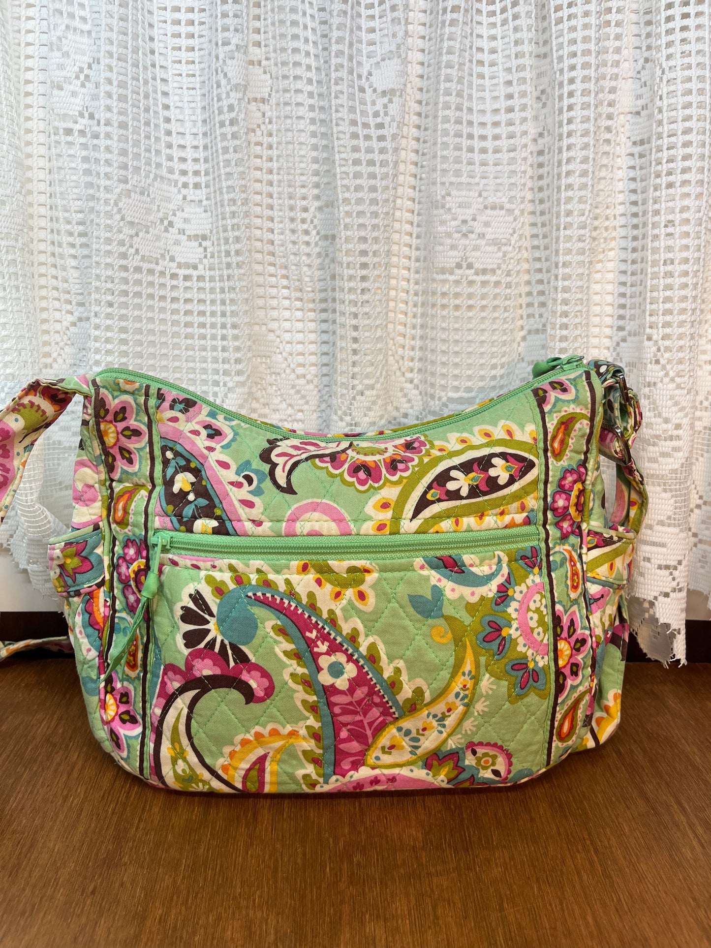 Light Green Quilted Floral Pattern Purse & Wallet