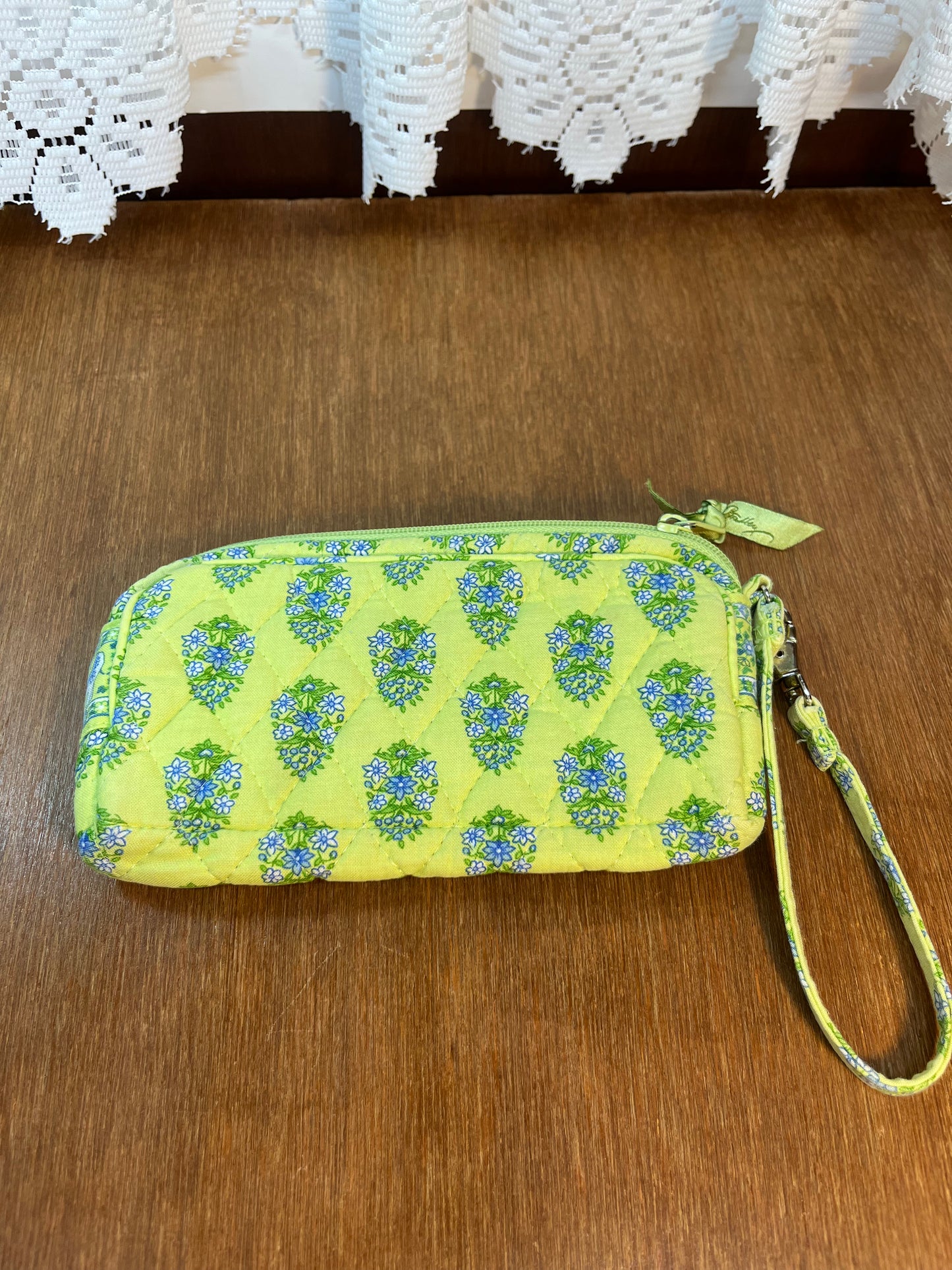 Citrus Lime Green Zip Up Vera Bradley Wallet Wristlet