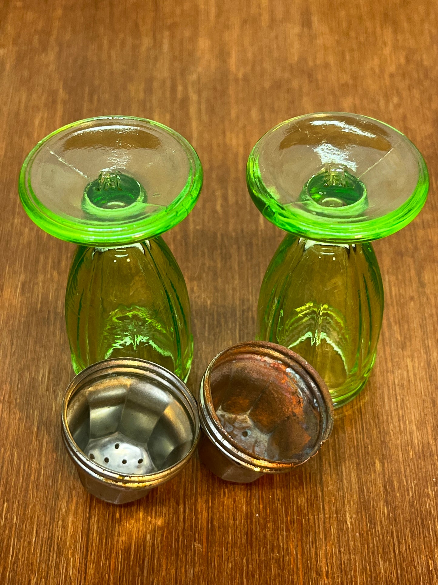 Vintage Uranium Glass Hazel Atlas Salt And Pepper Shaker Set