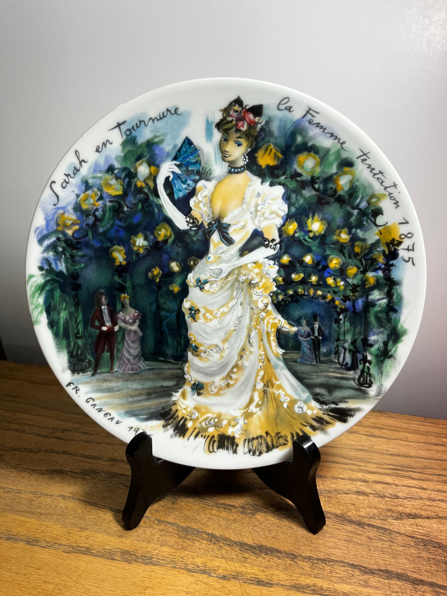 Vintage Collectible D Arceau-Limoges Bq 05g Les Femmes Du Siecle 1875 Porcelain Plate