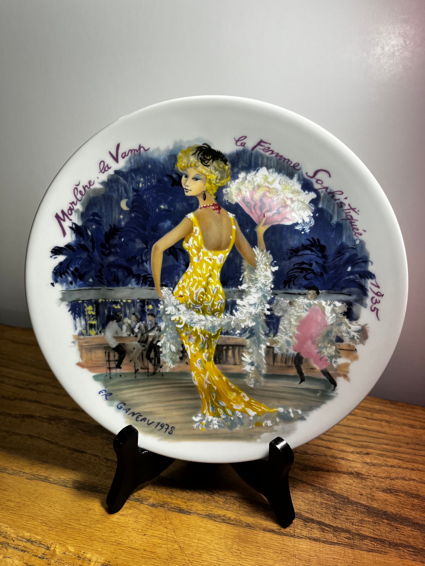 Vintage Collectible D Arceau-Limoges CN 582 Les Femmes Du Siecle 1935 Porcelain Plate