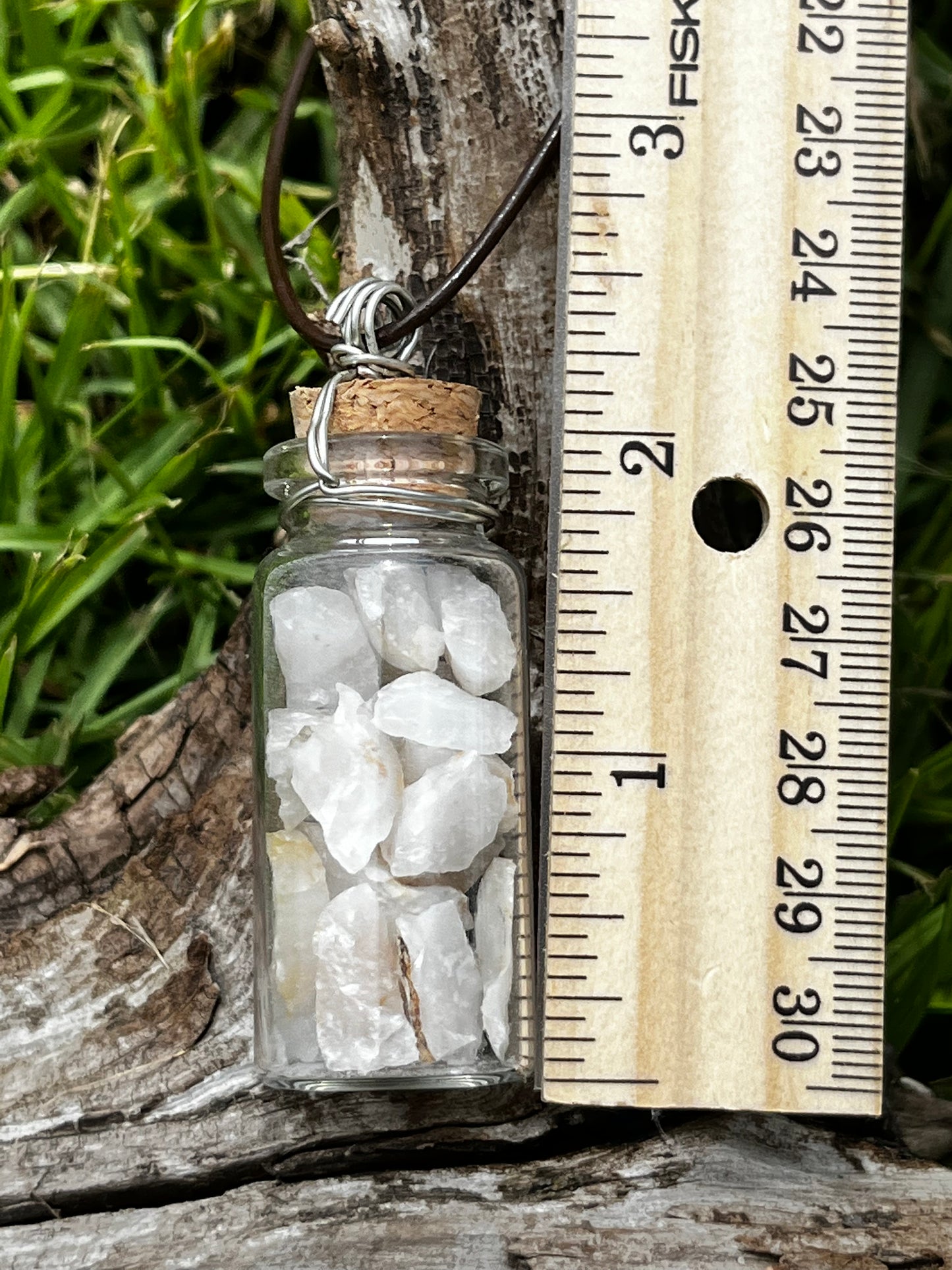 White Crystal Geode Trinket