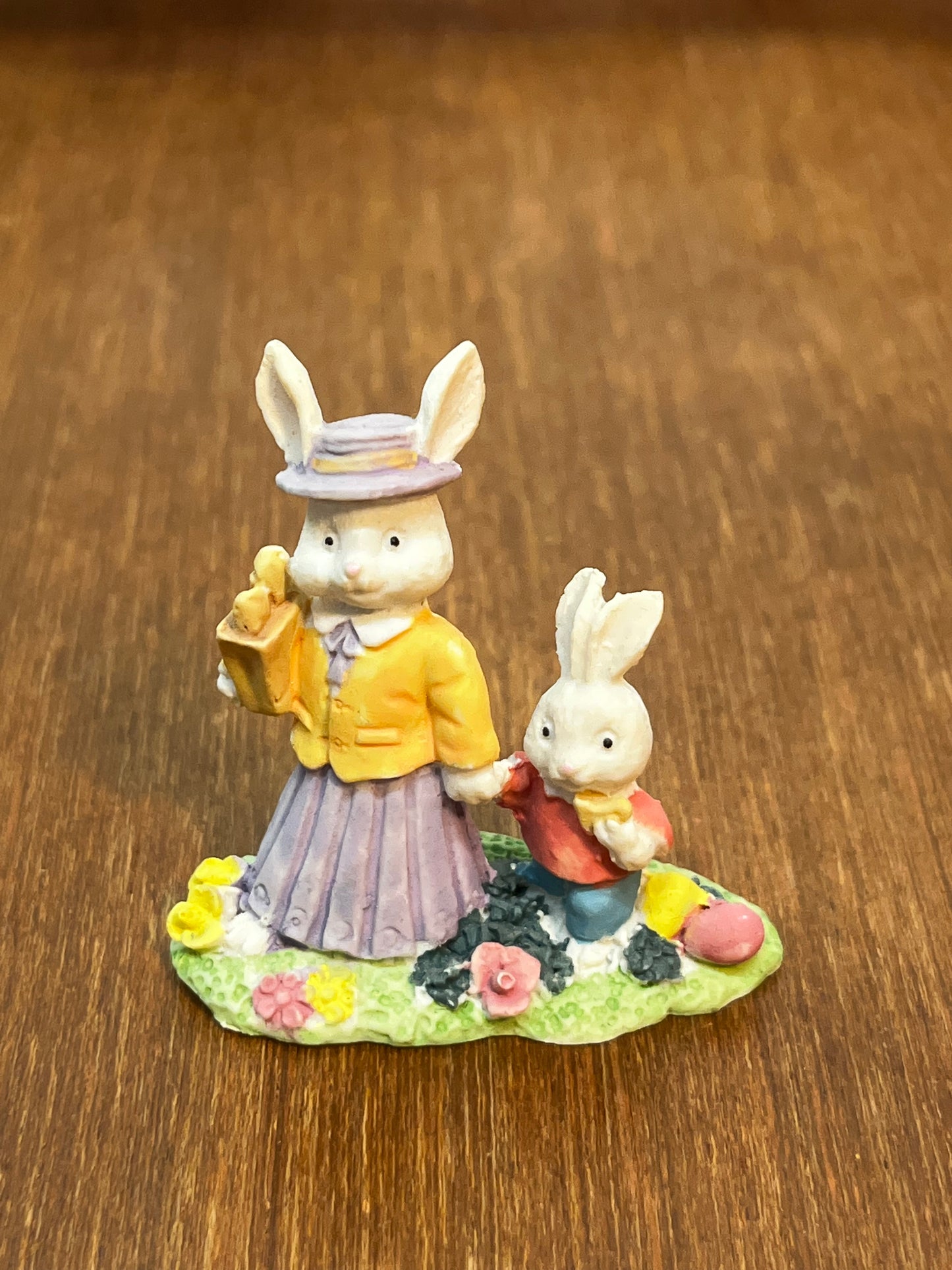 Village Momma & Baby Bunny Figurine