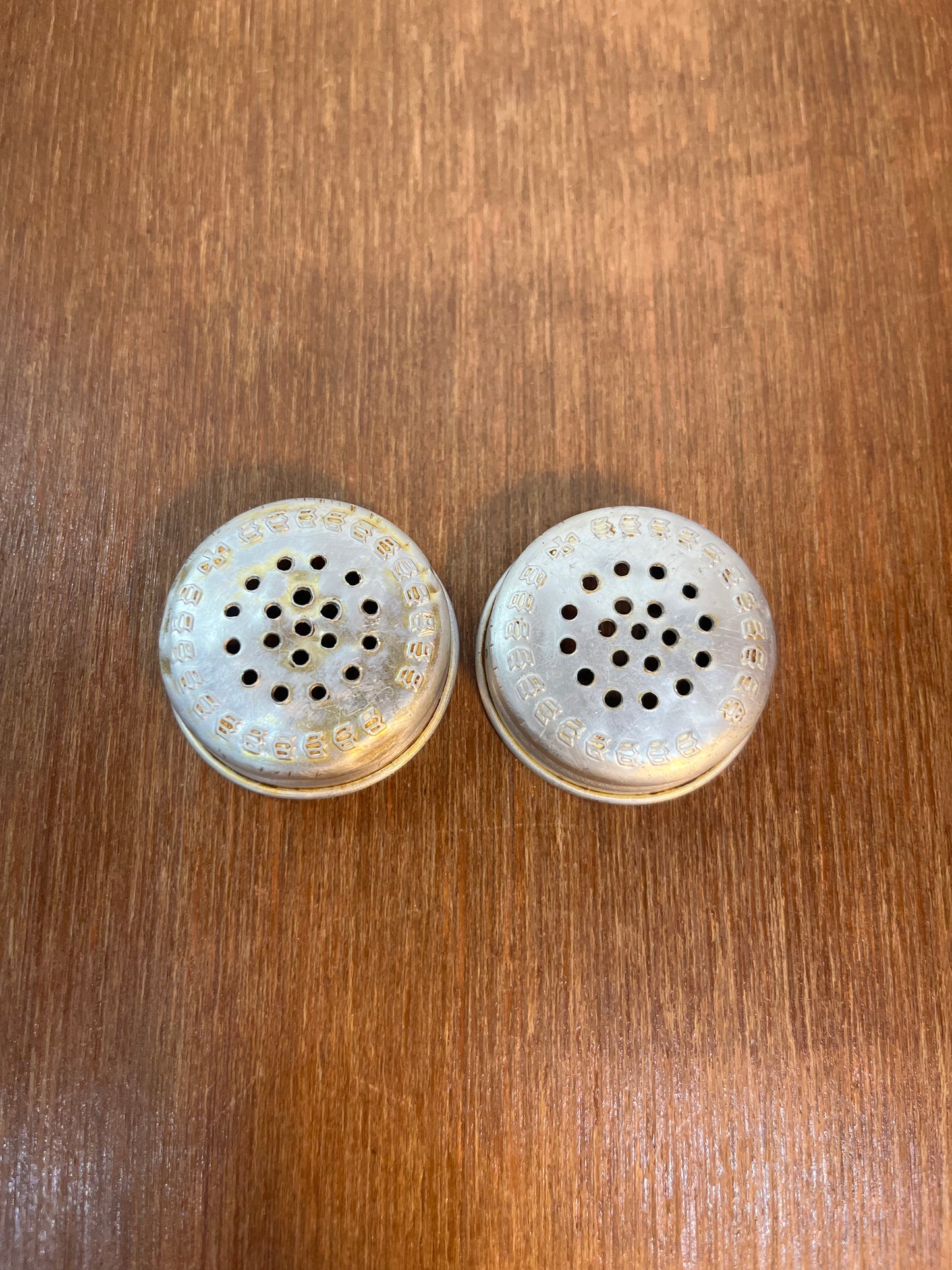 Vintage Salt & Pepper Shaker