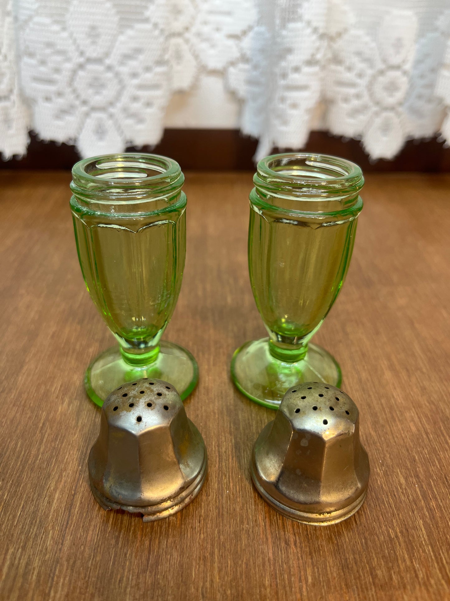 Vintage Uranium Glass Hazel Atlas Salt And Pepper Shaker Set