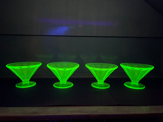 Vintage Uranium Federal Glass Dessert Cups