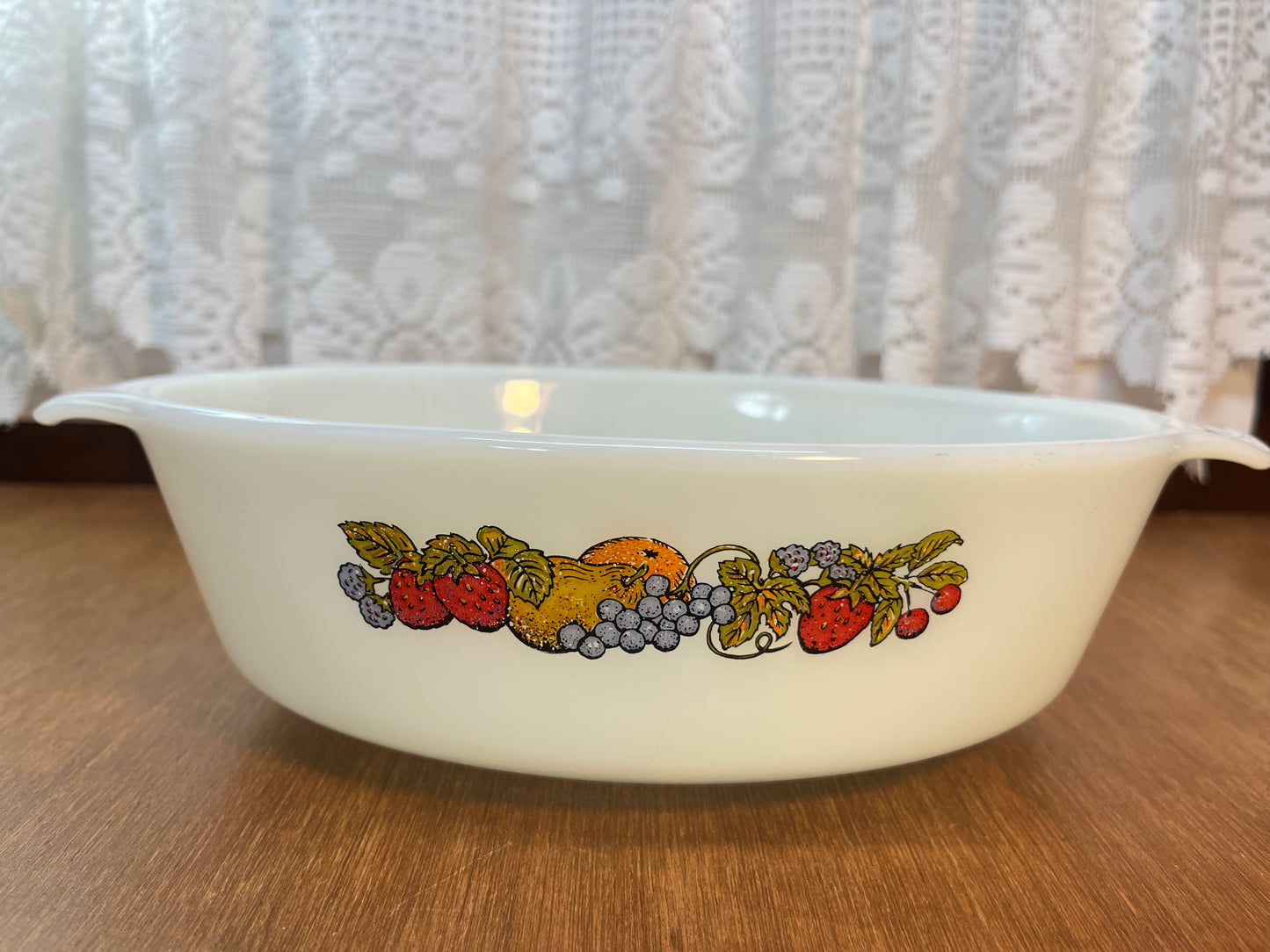 Vintage Milk Glass Fruit Harvest Anchor Hocking 1.5 QT Dish