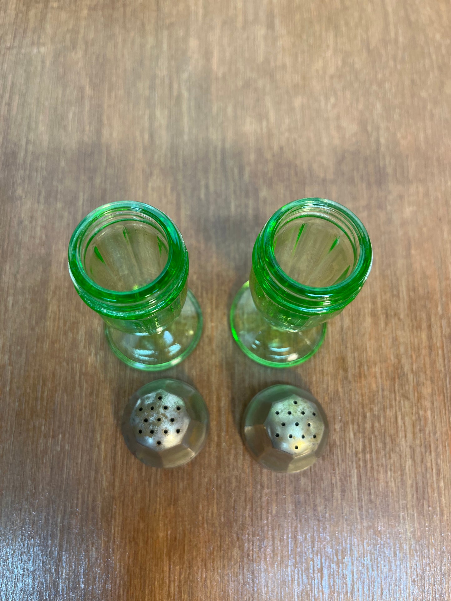 Vintage Uranium Glass Hazel Atlas Salt And Pepper Shaker Set