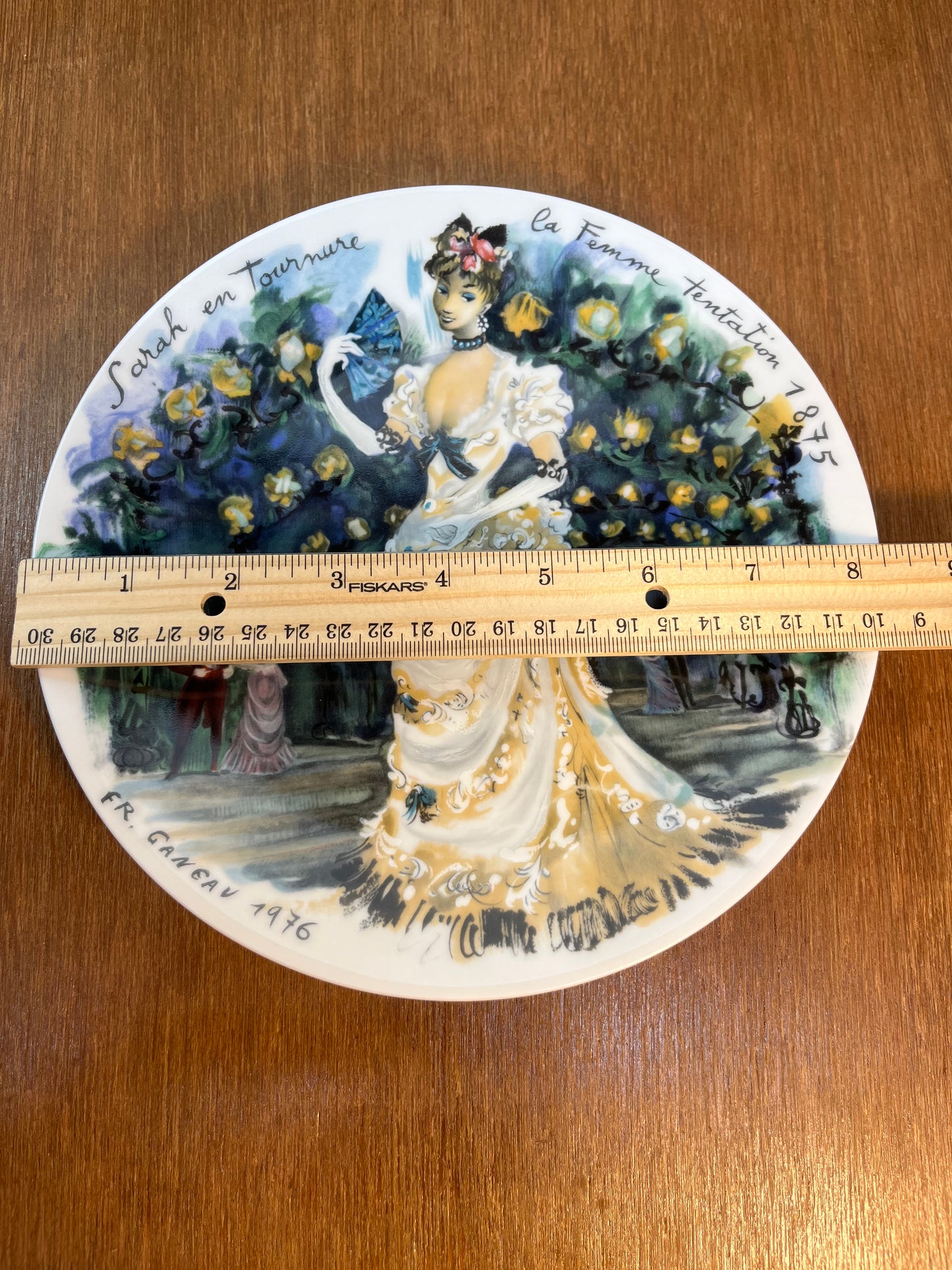 Vintage Collectible D Arceau-Limoges Bq 05g Les Femmes Du Siecle 1875 Porcelain Plate