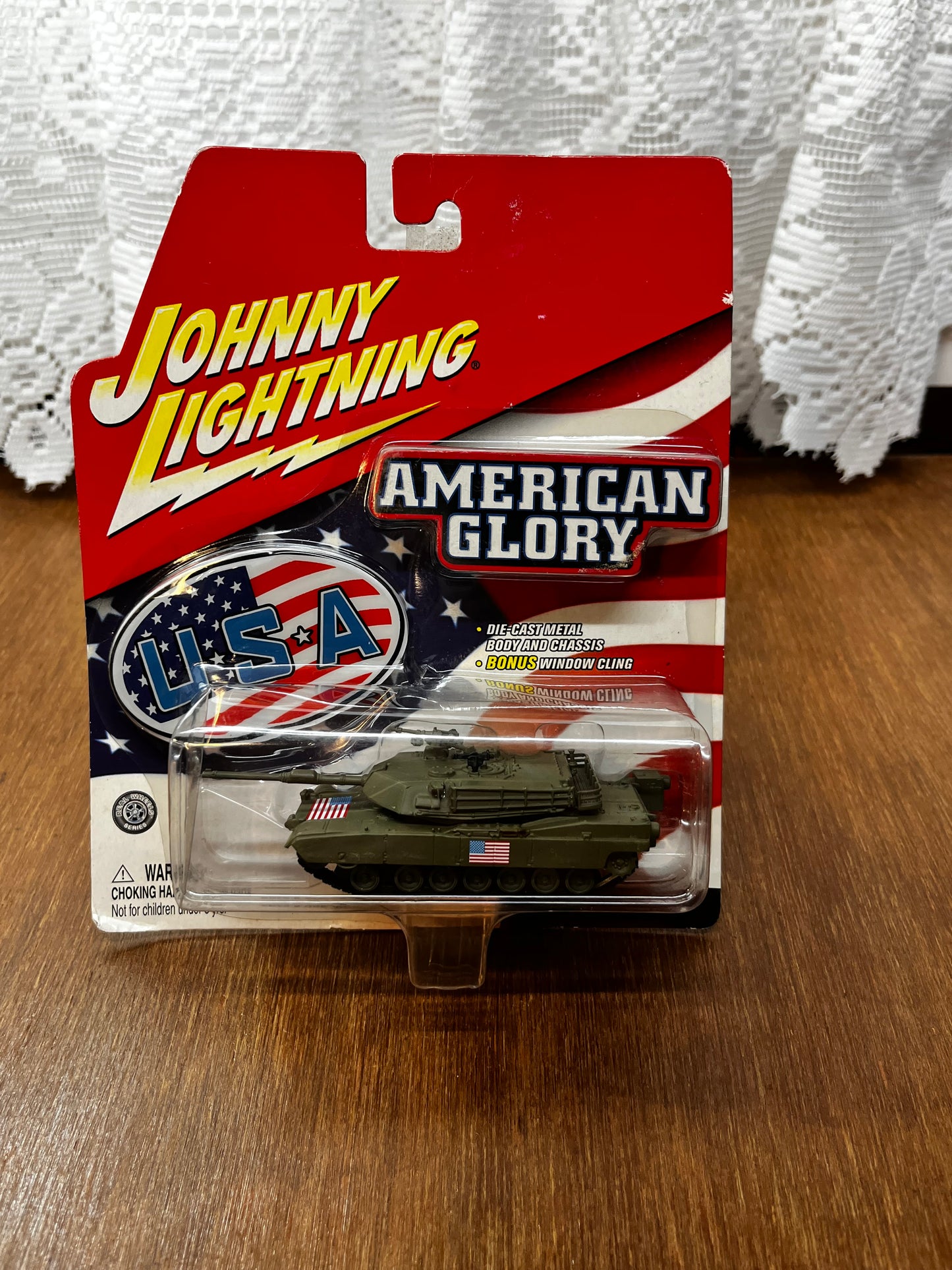 Johnny Lightning American Glory M1a1 Tank