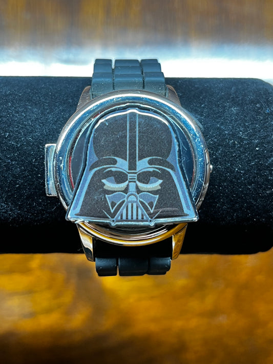 Spinner Star Wars LCD Darth Vader Watch