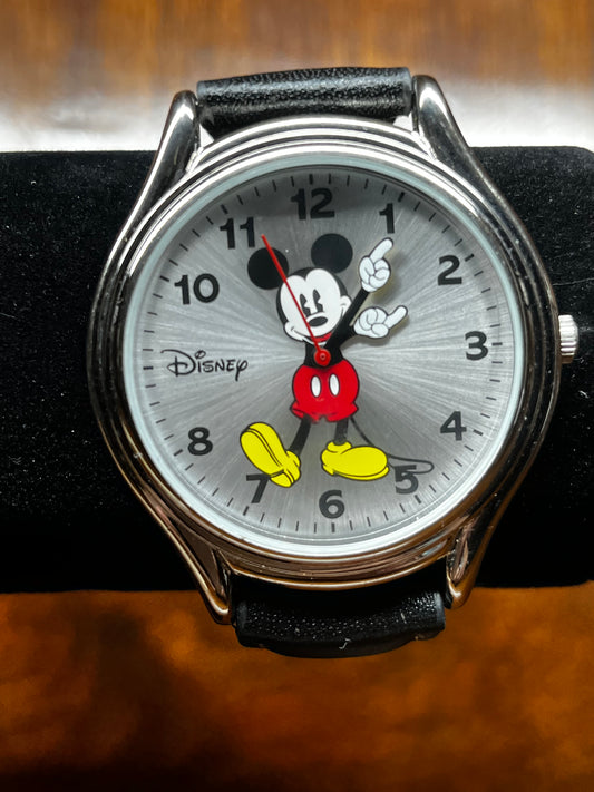 Mickey Mouse Disney Men's Watch MCK619K