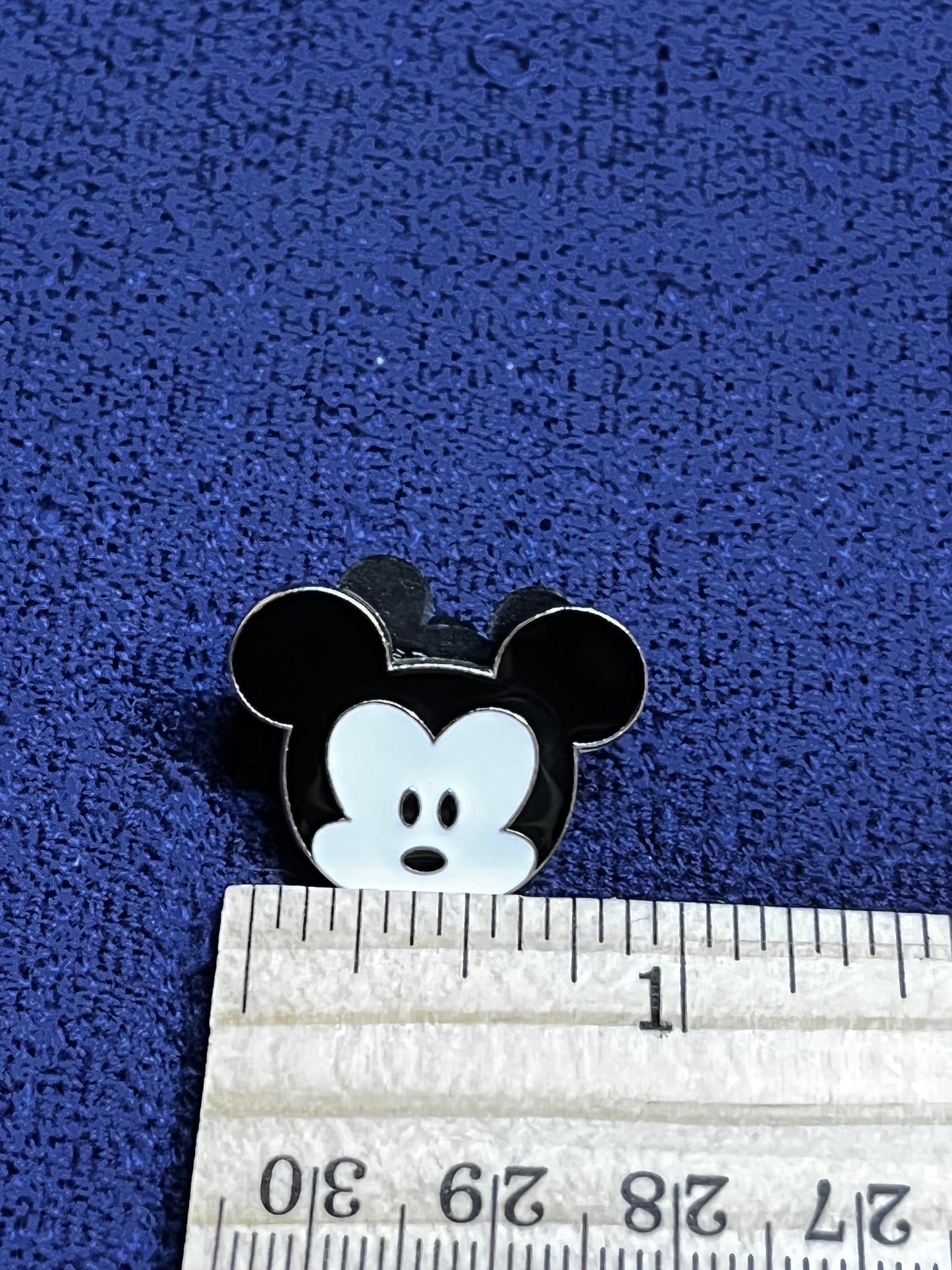 Mickey Mouse Face Disney Trading Pin