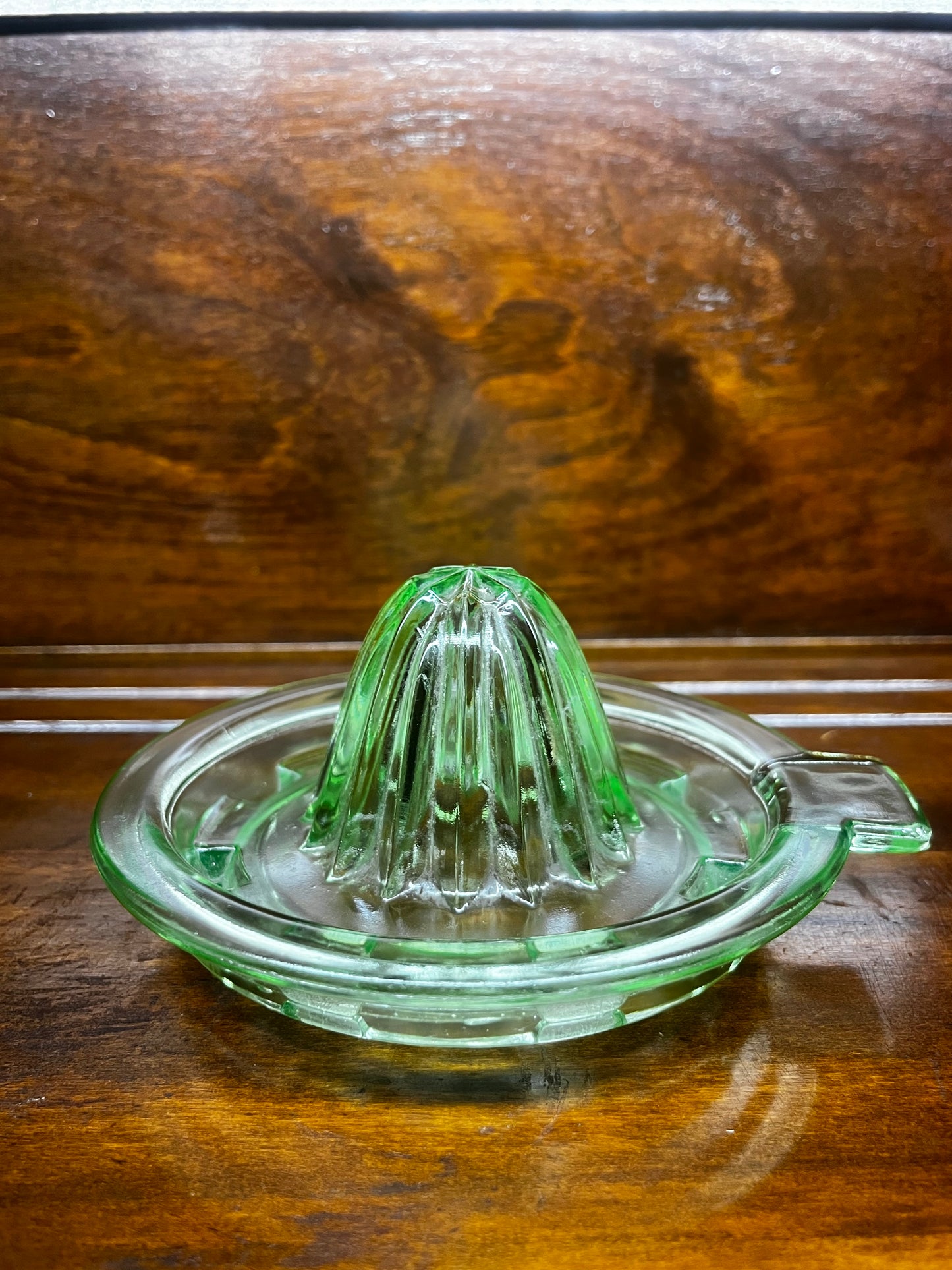 Vintage Depression Glass/Uranium Juicer