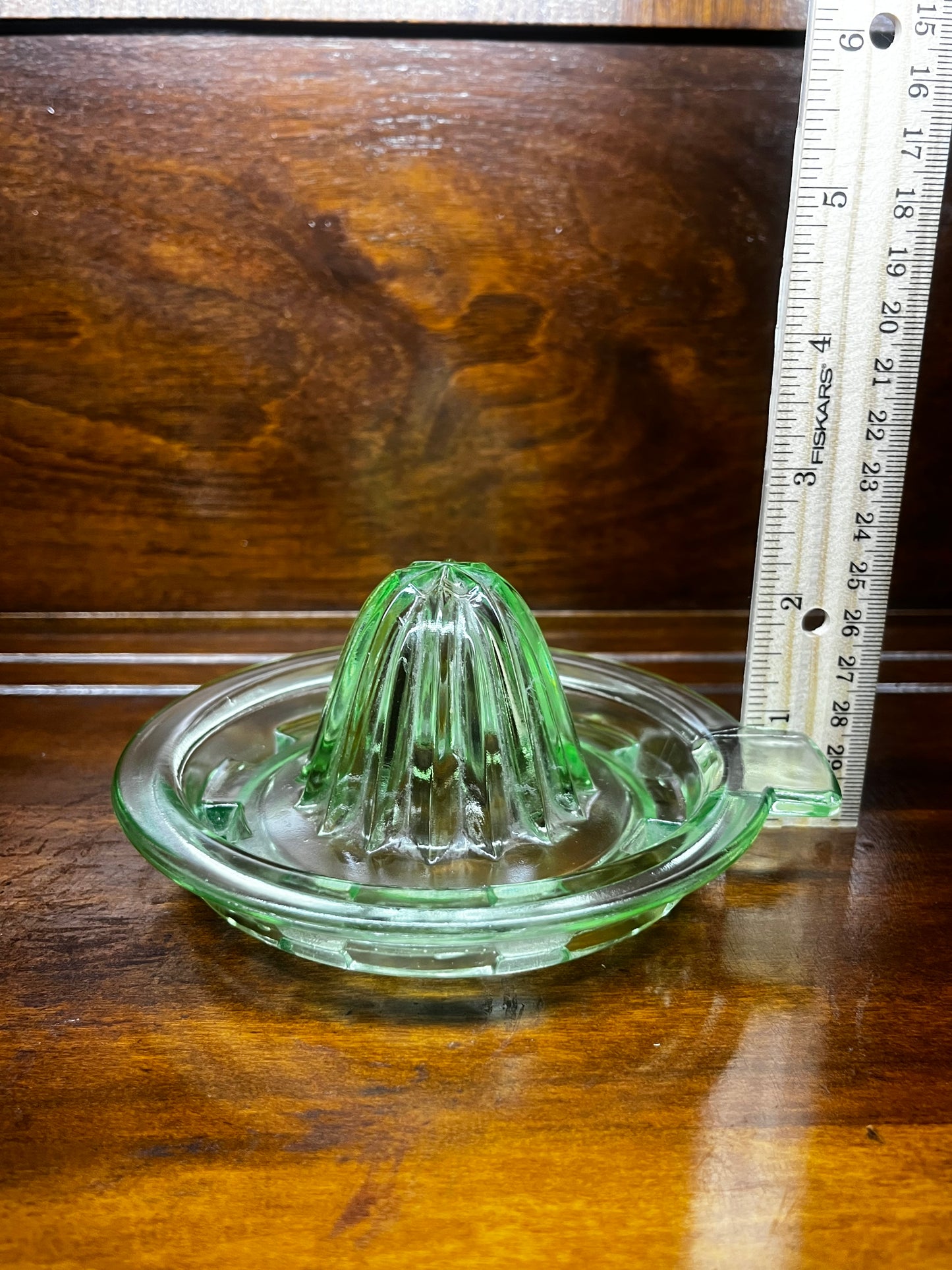 Vintage Depression Glass/Uranium Juicer