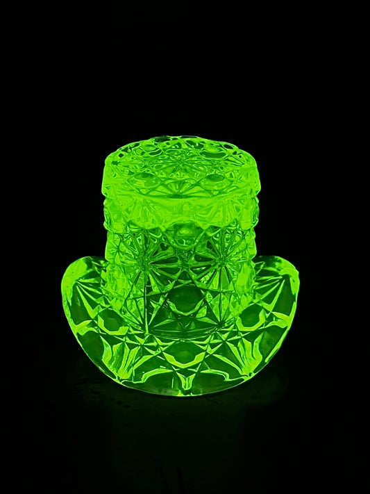 Uranium Fenton Glass Toothpick holder Top Hat