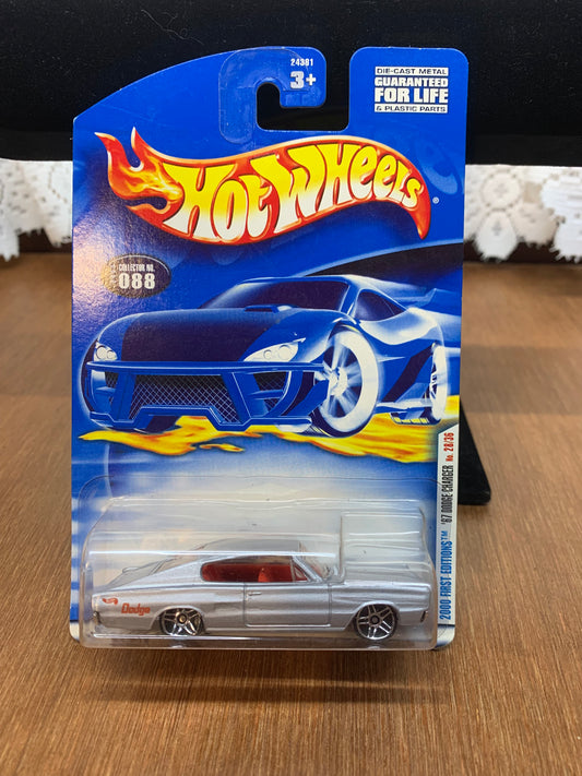 200 First Edition Hot Wheels 67 Dodge Charger No 28/36