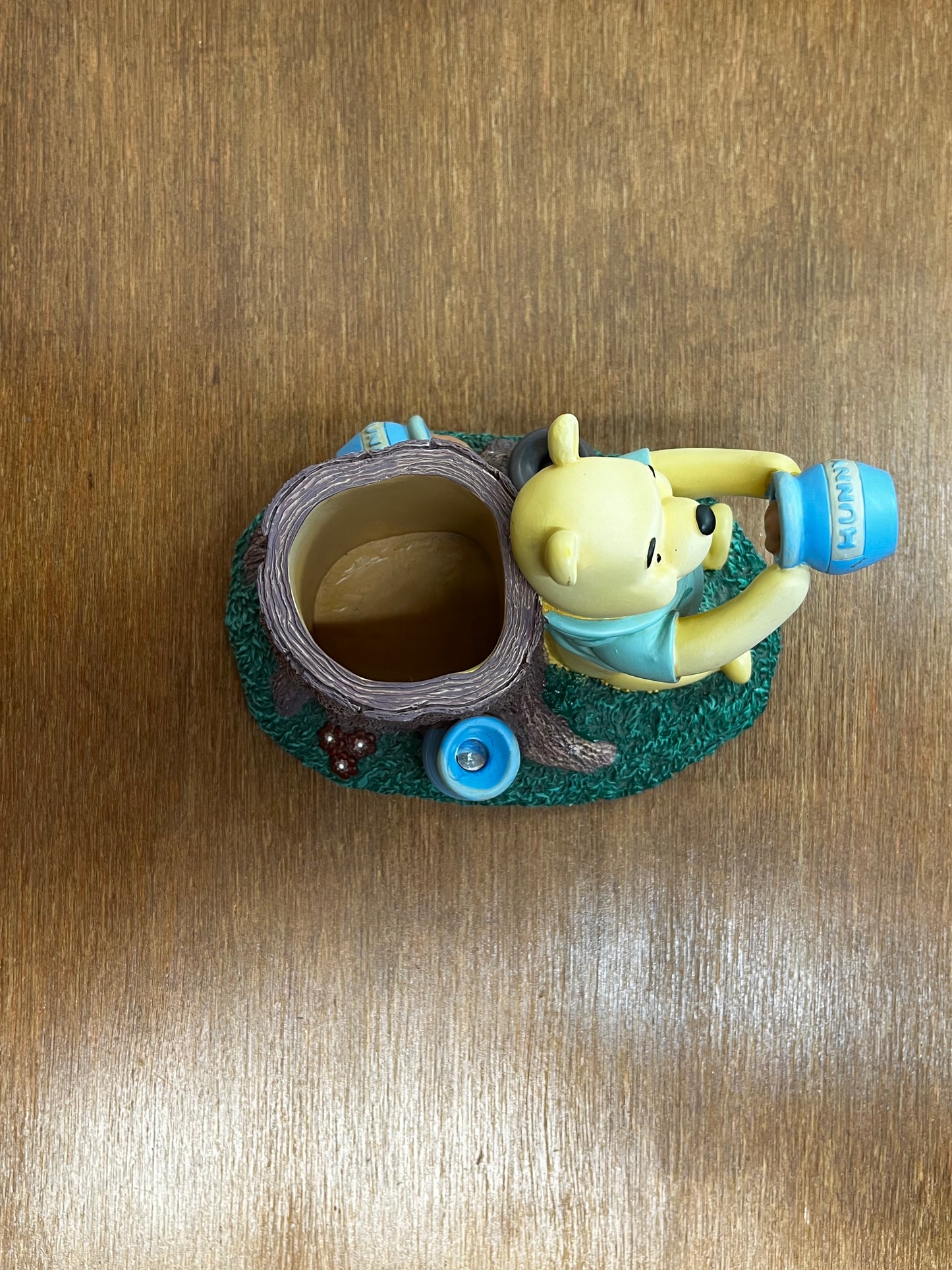 Winnie the Pooh Disney The pooh Honey Pot Tree Stump Pencil Holder