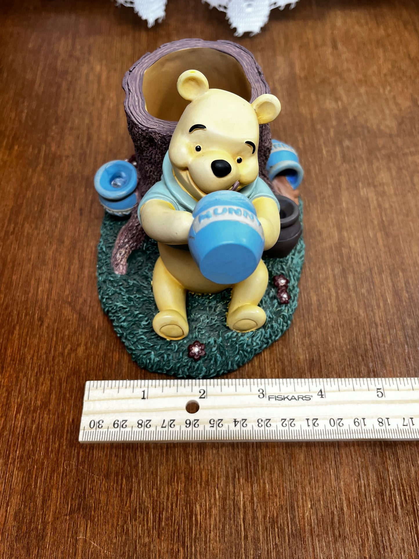 Winnie the Pooh Disney The pooh Honey Pot Tree Stump Pencil Holder