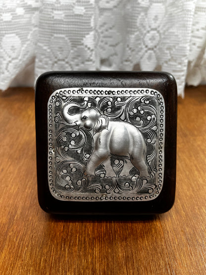 Beautiful Vintage Wooden Elephant Trinket Box!