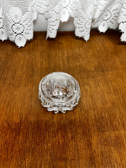 Crystal Clear Princess House Mini lidded Trinket box with Etched flower