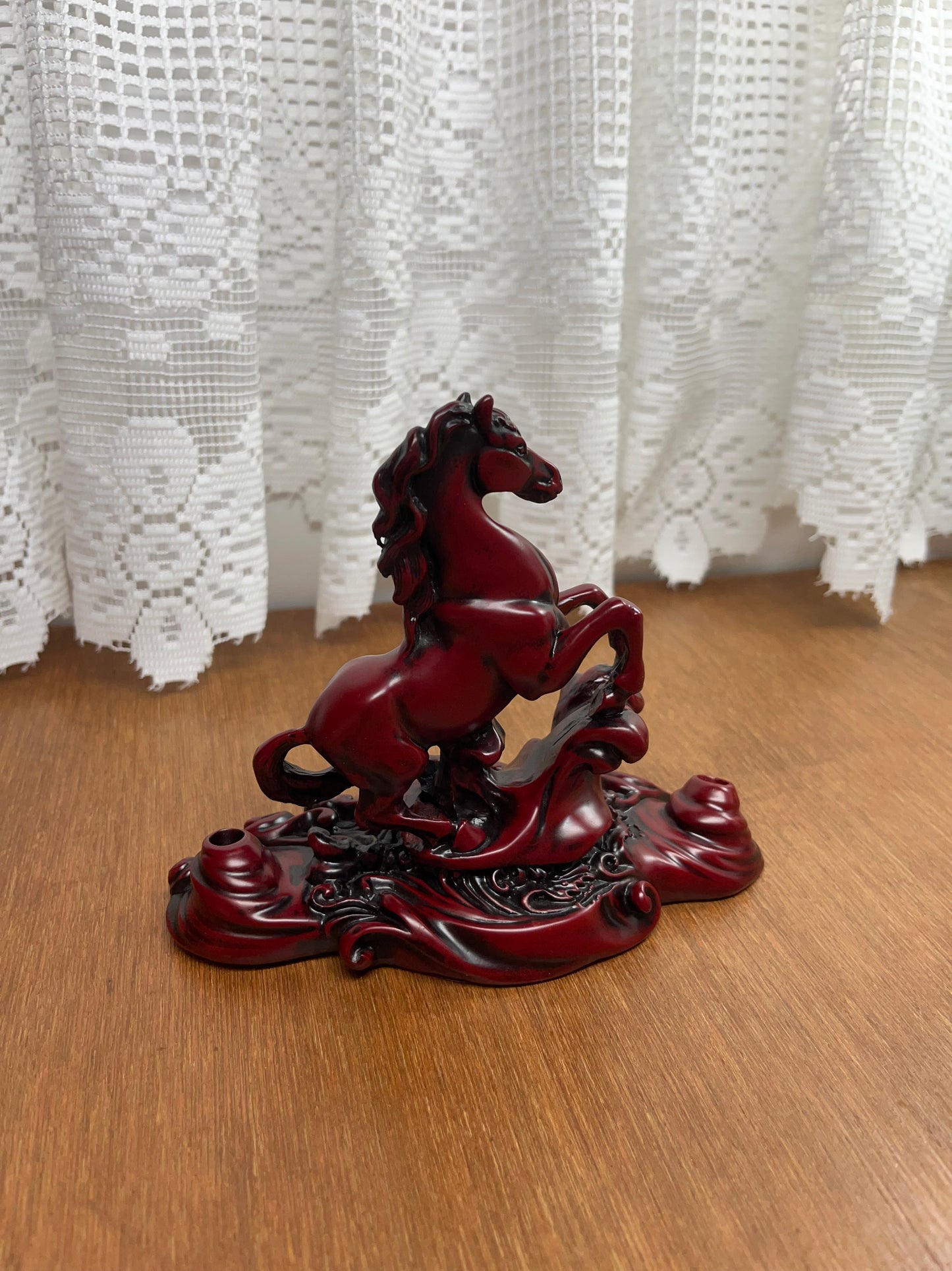 Stunning Vintage Chinese Red Resin Horse Pen Holder/Collectable