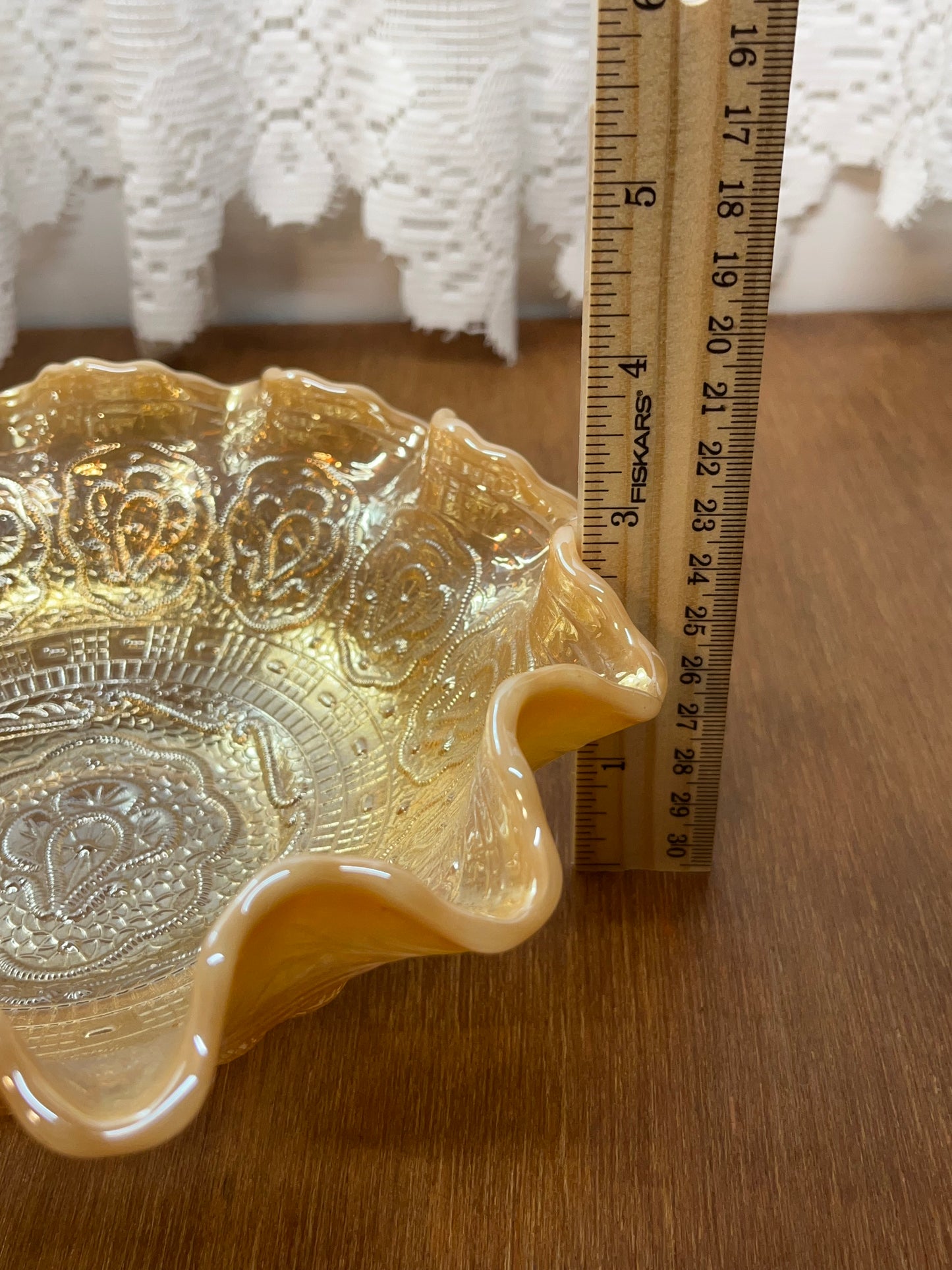 Vintage Art Glass Fenton Caramel Ombre Medallion Candy Dish