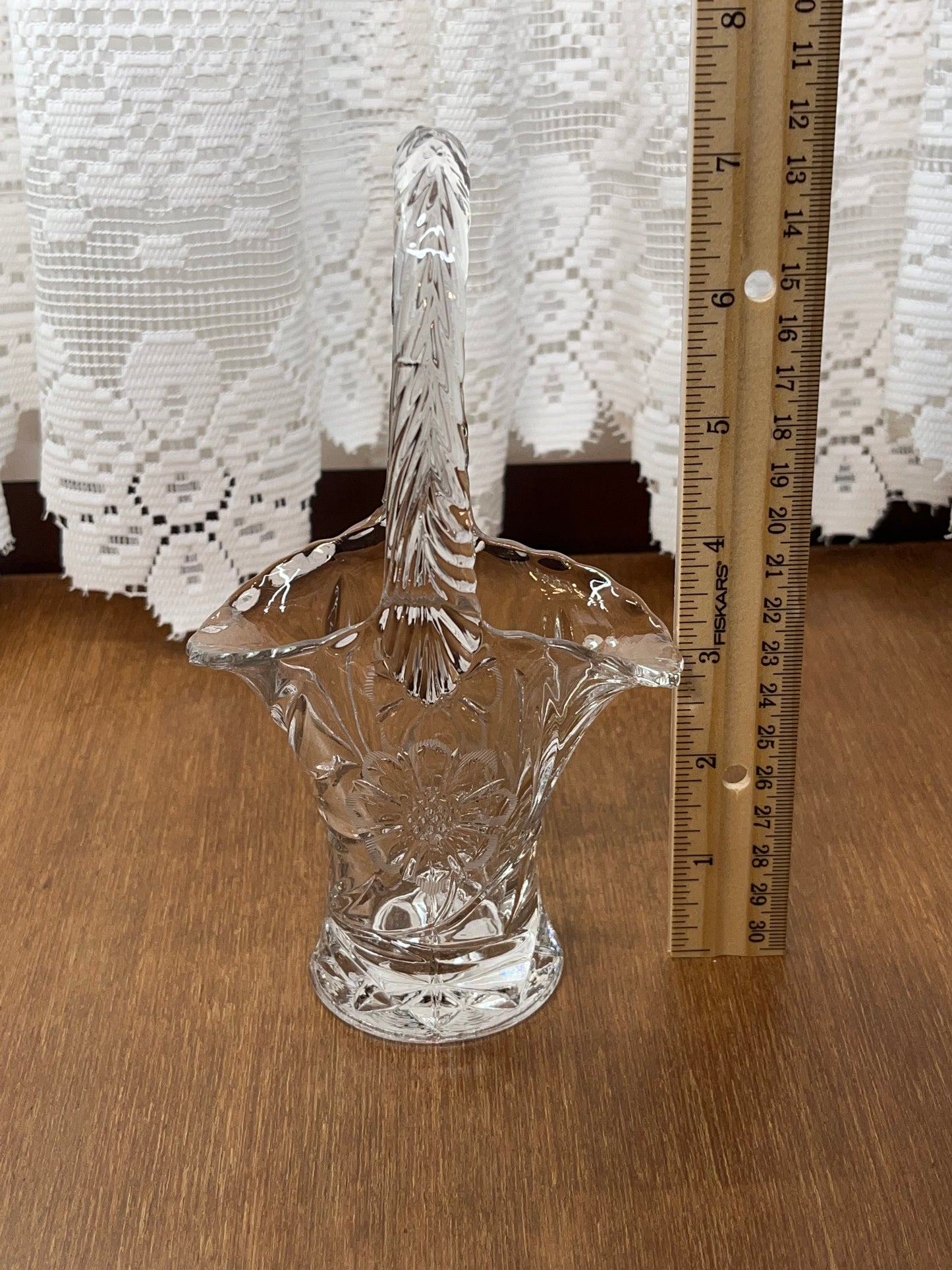 Beautiful Vintage Etched Flower Collectable Basket