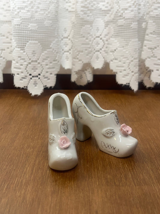 Vintage Small Porcelain White Decorative Floral Art Heel Shoe