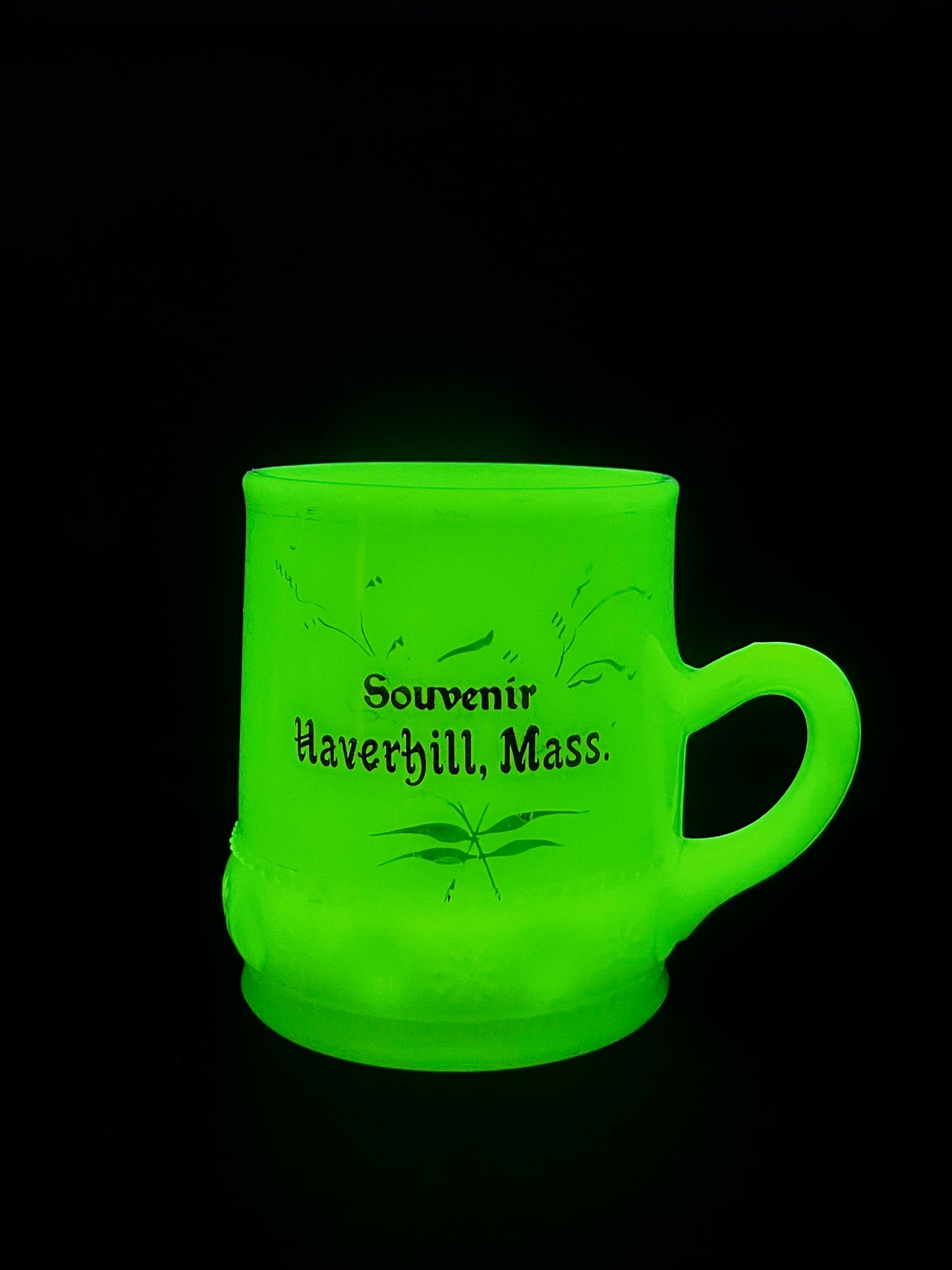 Vintage Heisey Haverhill Massachusetts Souvenir Uranium Cup