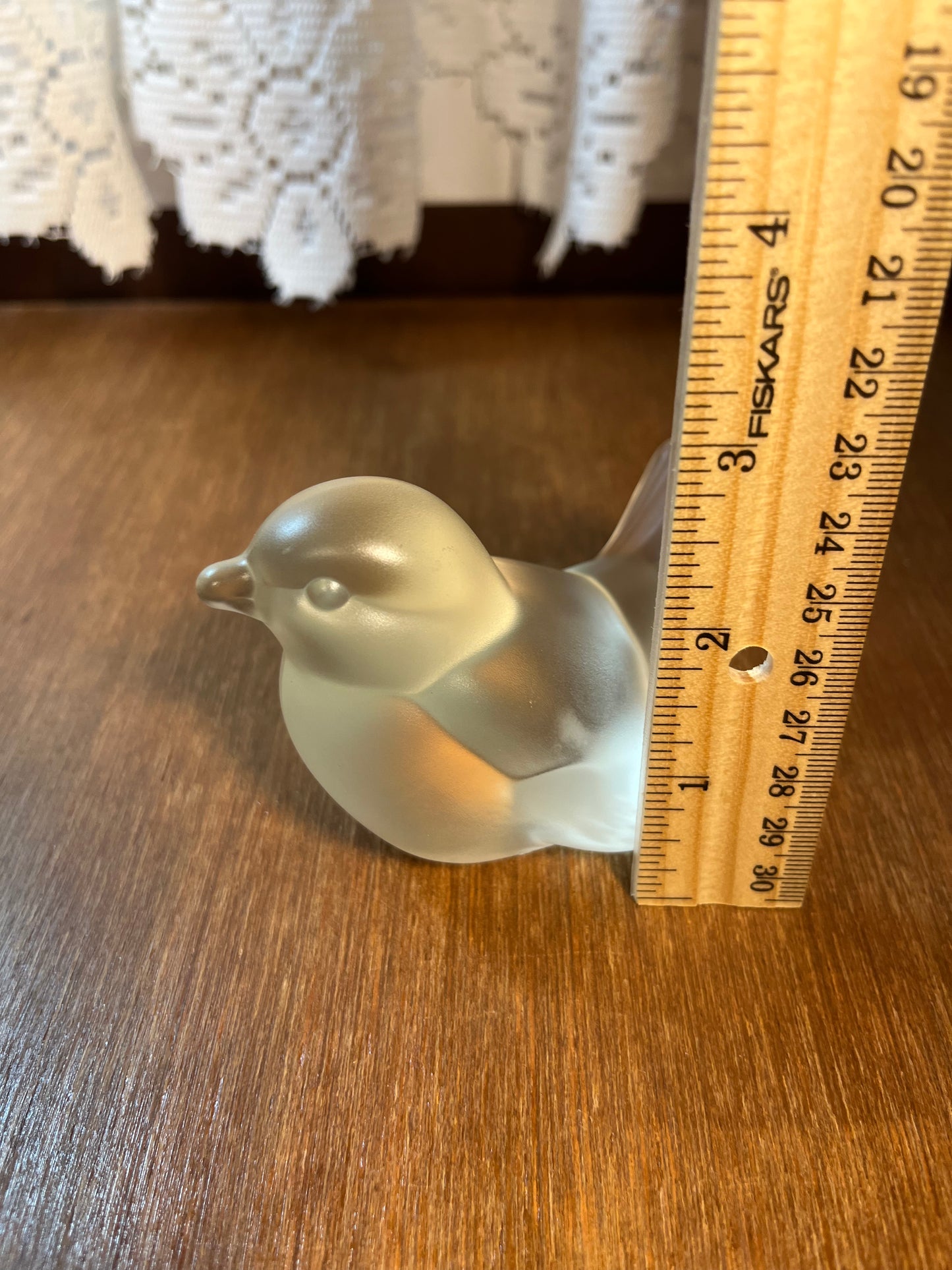 Vintage Art Glass Frosted Fenton Bird Figurine