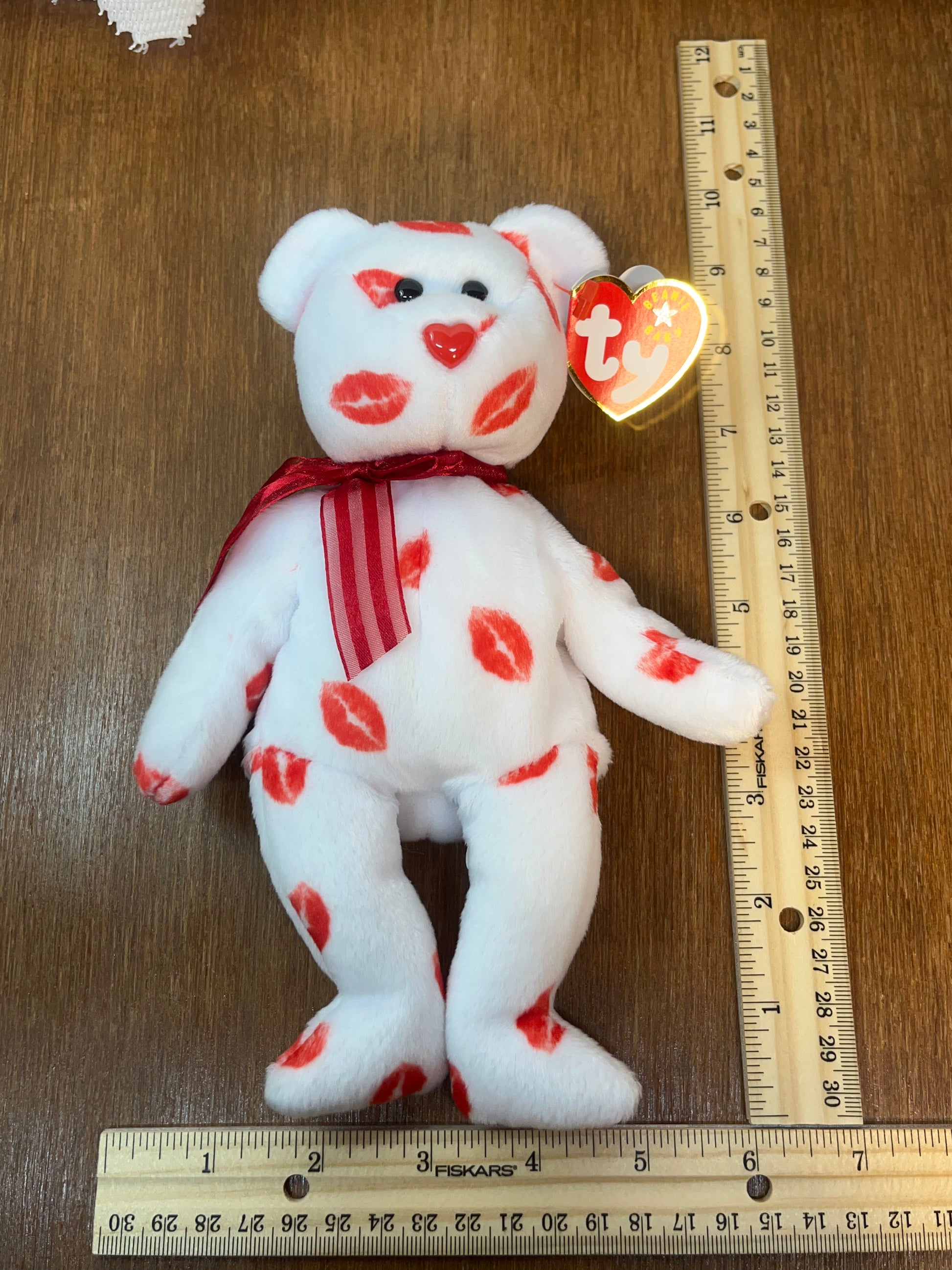 2000 Smooch TY Beanie Baby Traveling with the Moon s