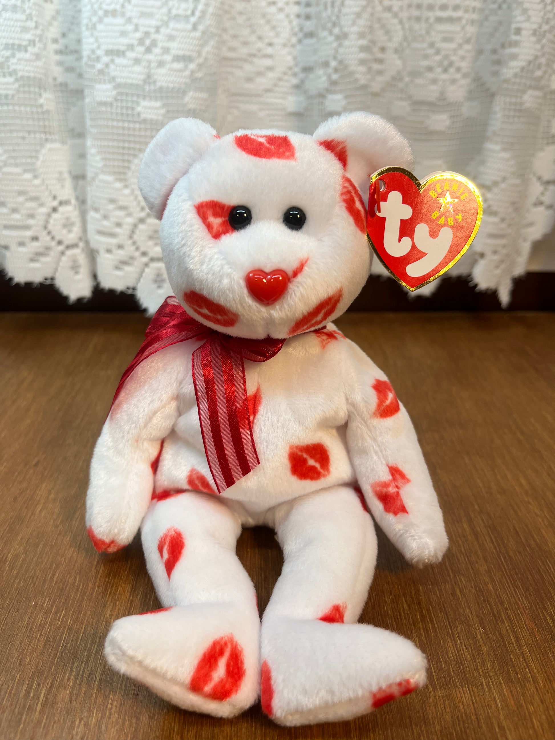 2000 Smooch TY Beanie Baby Traveling with the Moon s