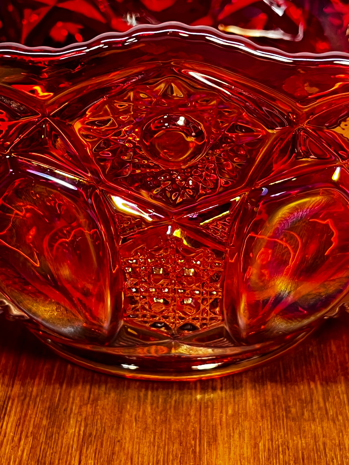 Vintage L.E Smith Carnival Glass Amberina Art Glass Dish