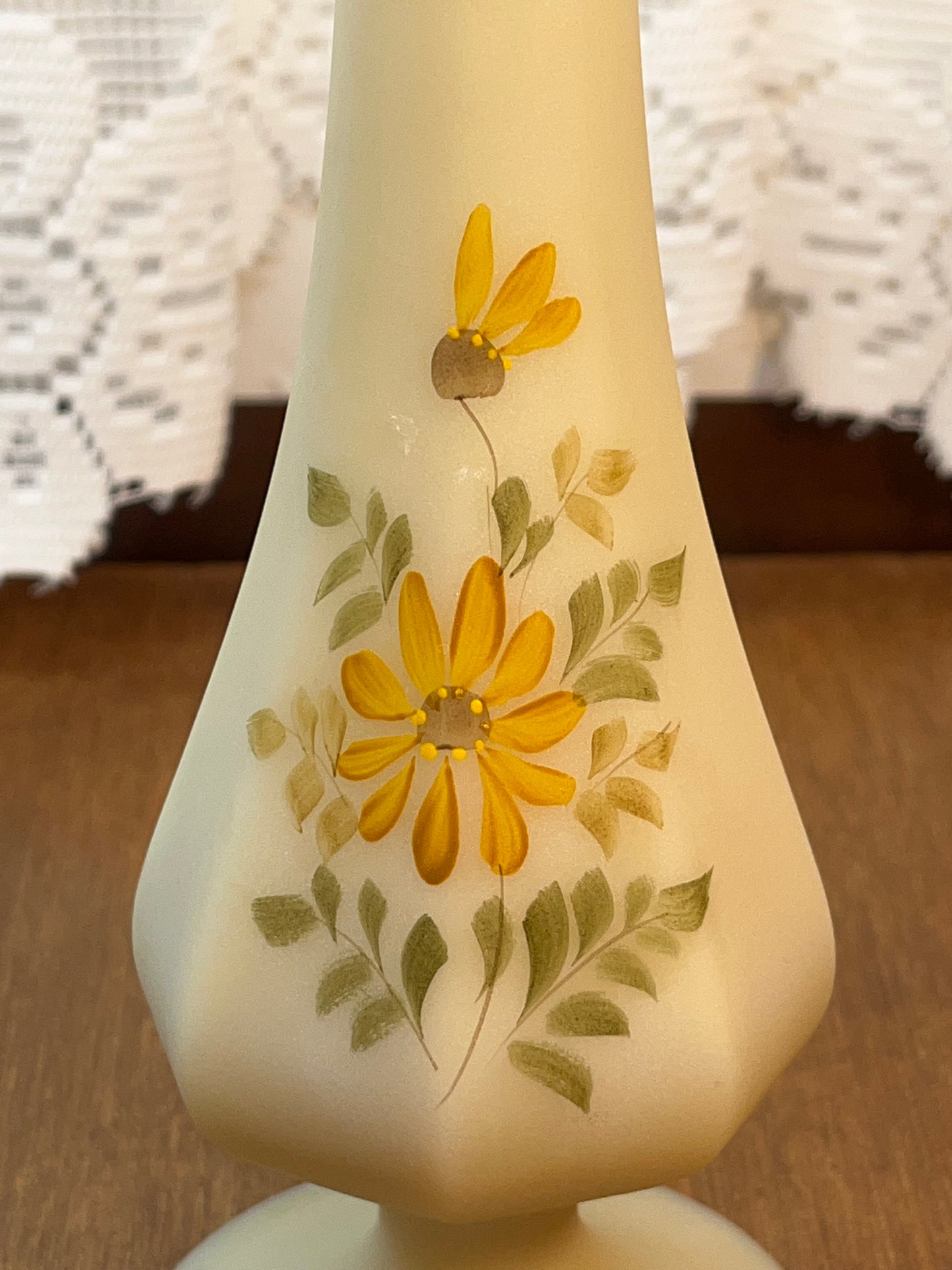 Vintage Fenton Custard Glass Hand Painted Daisy Bud Vase