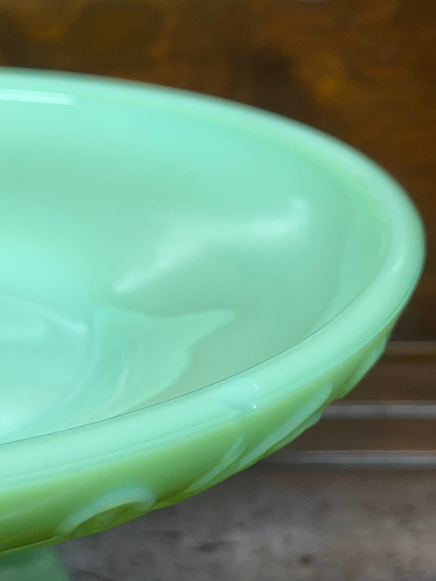 Jadeite Foot Dish