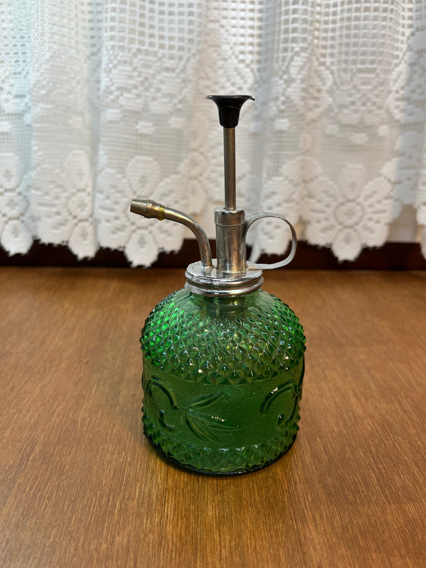 Vintage Green Leaf Pattern Spray Perfume Bottle