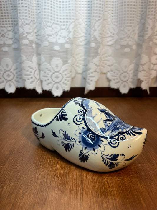 Vintage Porcelain Hand Painted Blue And White Decorative Shoe