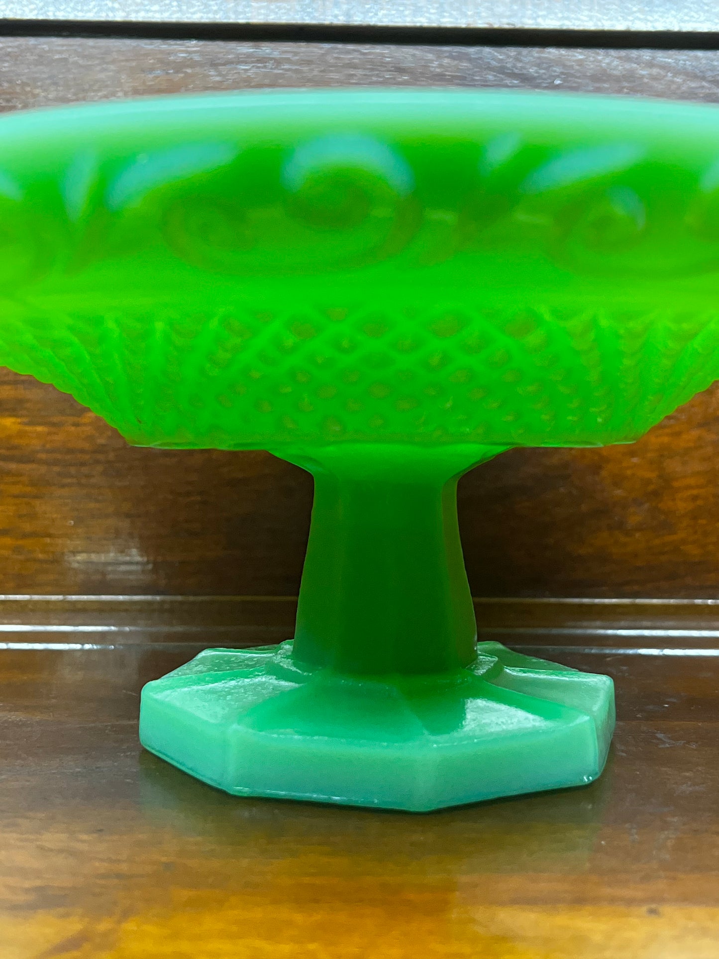 Jadeite Foot Dish